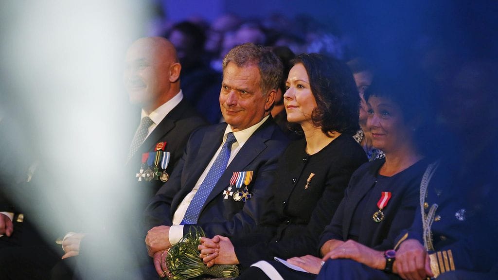 Tasavallan presidentti Sauli Niinistö ja rouva Jenni Haukio kansallisen veteraanipäivän valtakunnallisessa päätapahtumassa Ouluhallissa Oulussa keskiviikkona 27. huhtikuuta 2016.