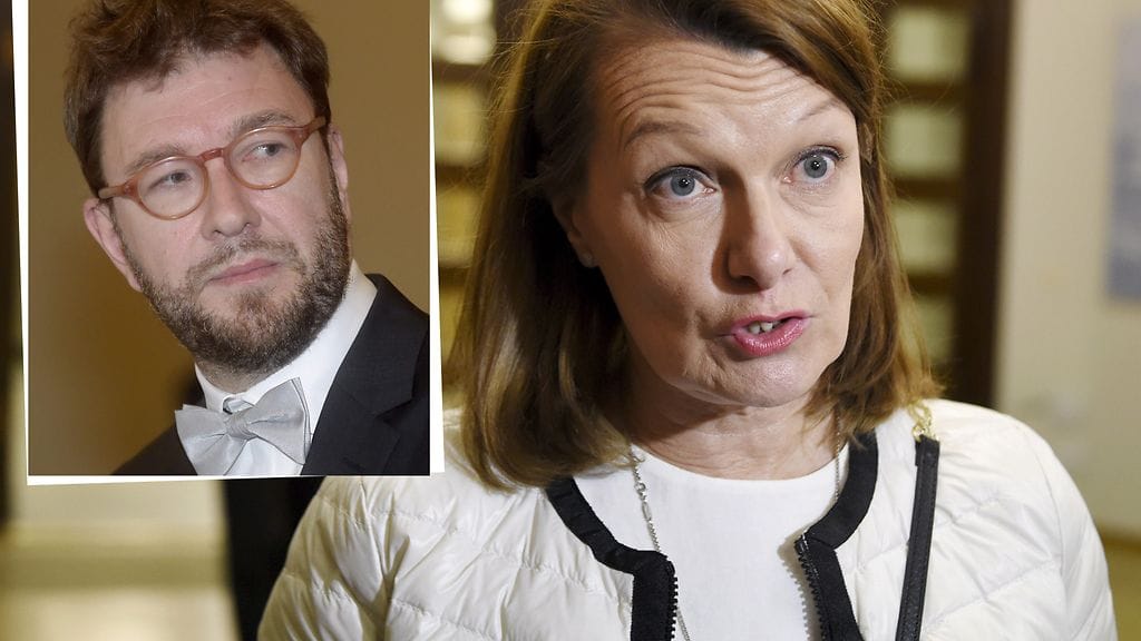 Lenita Toivakka syytti Timo Harakkaa kahdesti valehtelusta eduskunnan edessä. Nyt hän pyytää anteeksi.