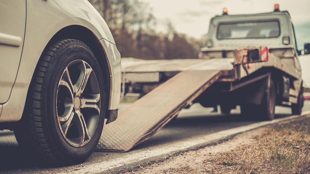 Saksan autoliitto julkaisi tilaston tiepalvelun apua kaivanneista automerkeistä ja -malleista.