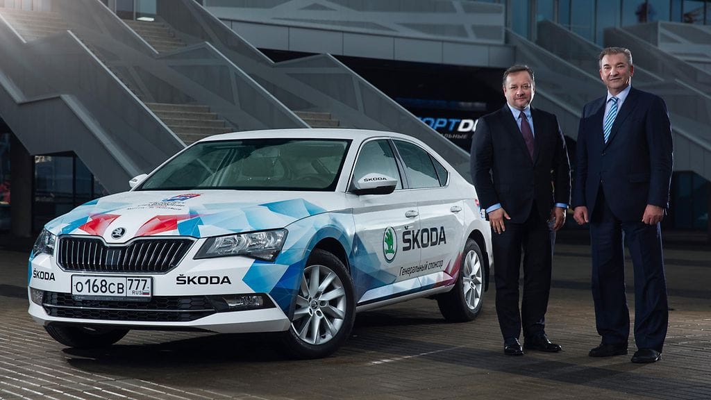 160427 Official fleet ŠKODA makes the IIHF Ice Hockey World Championship in Russia mobile (1)