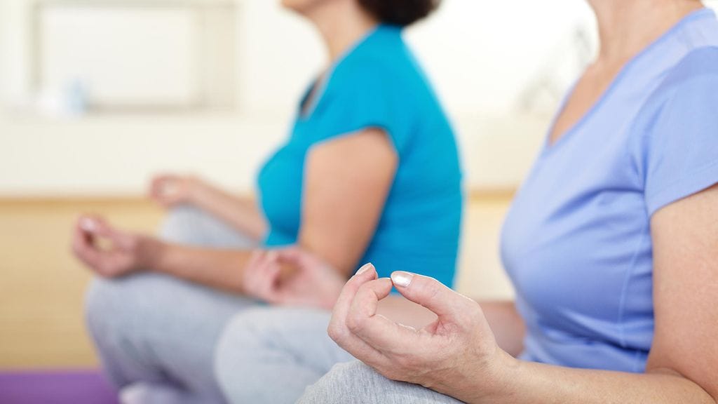 Jooga voi auttaa masennuslääkkeiden tavoin.