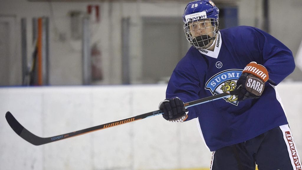 Patrik Laine pääsee häkistä irti.