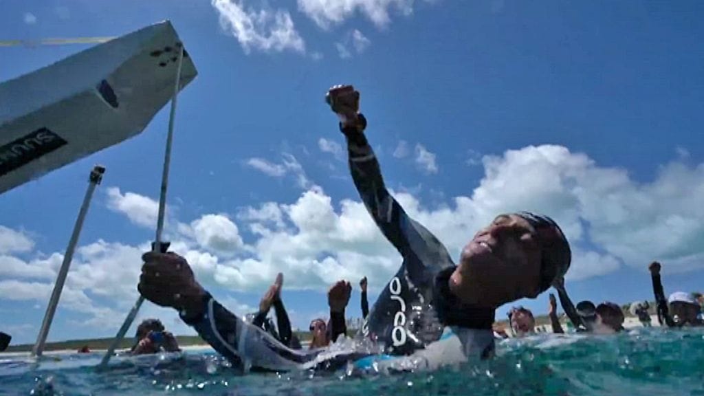 Vapaasukeltaja William Trubridge tuulettaa