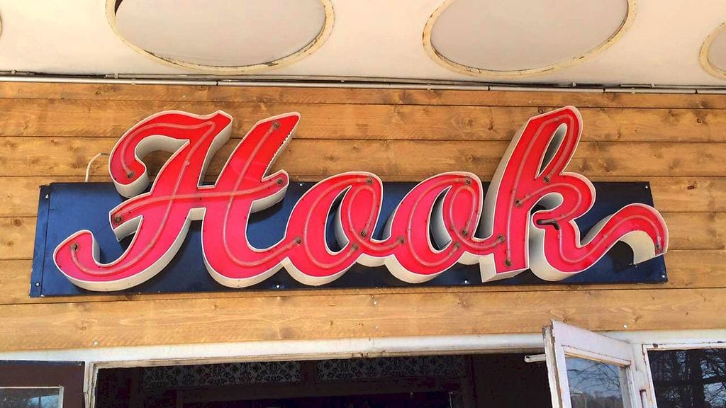 Valekokki oli sekoittaa helsinkiläisravintolan keittiön.