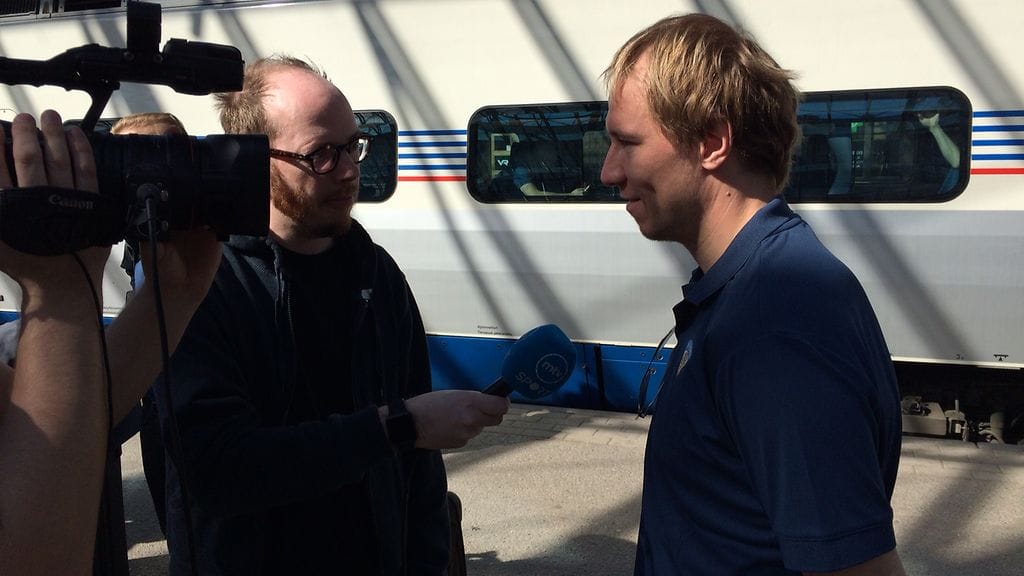 Jussi Jokinenkin (vas.) on päässyt viimein matkaan.