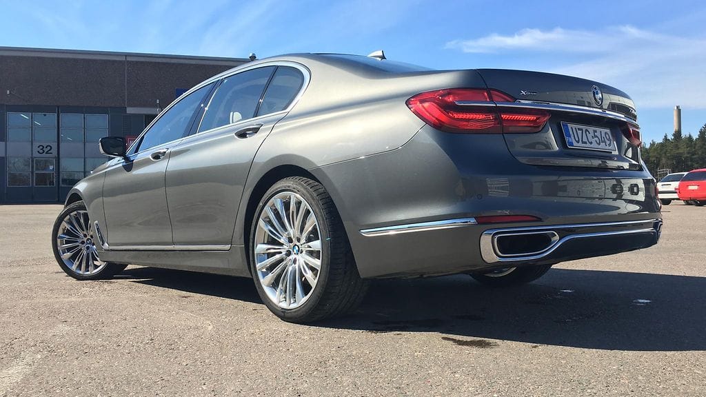 Hjallis Harkimon BMW 730d xDrive.