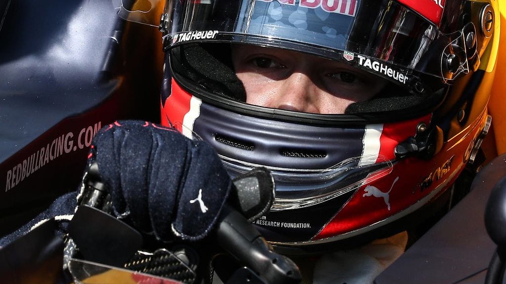 Daniil Kvjatin F1-ura koki kovan kolhun.