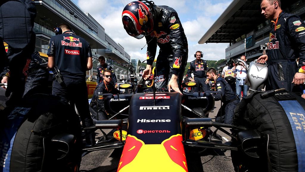 Daniil Kvjatin kausi jatkuu Toro Rossolla.