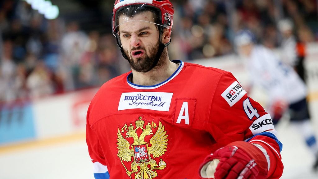 Aleksandr Radulovin ura jatkuu NHL-kaukaloissa.