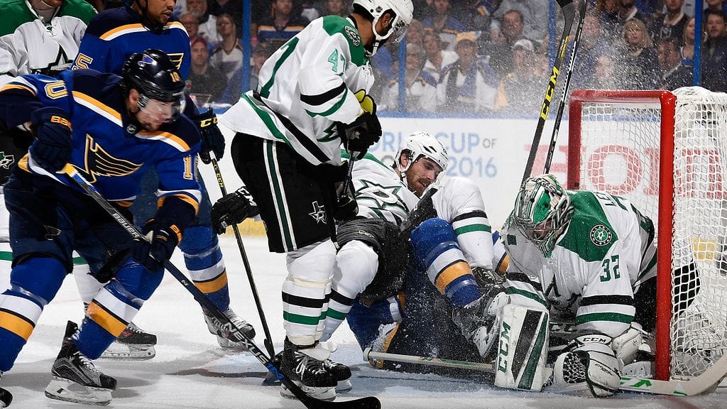 Ruuhkaa Kari Lehtosen vartioimalla maalilla.