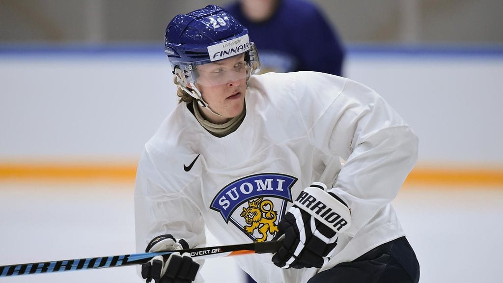 Patrik Laine Leijonien harjoituksissa torstaina.