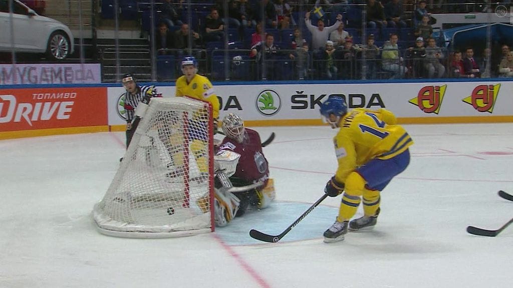 Gustav Nyquist latasi Ruotsin voittomaalin.