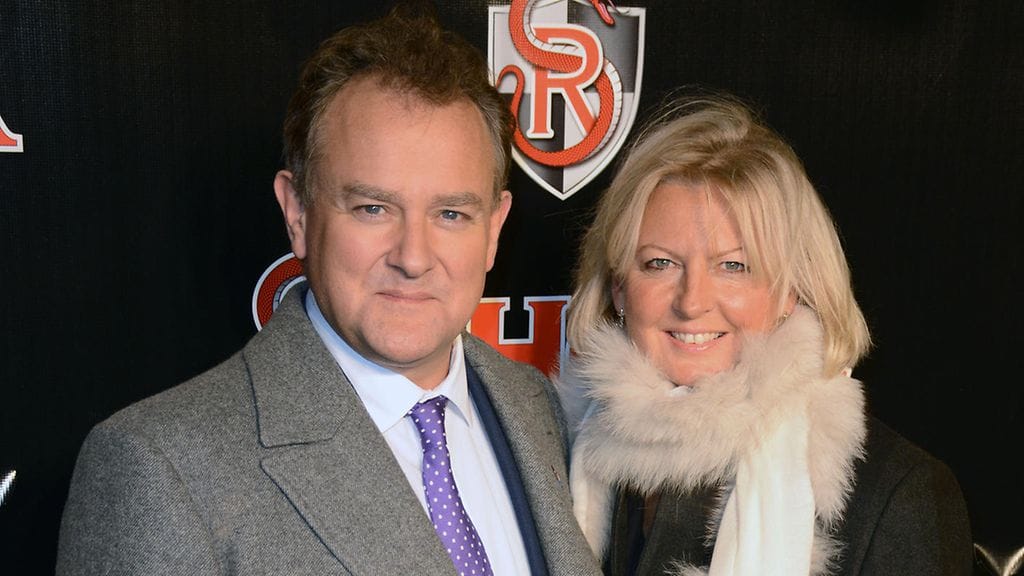 Downton Abbey -tähti Hugh Bonneville ja Lucinda Williams kuvattuna joulukuussa 2015.