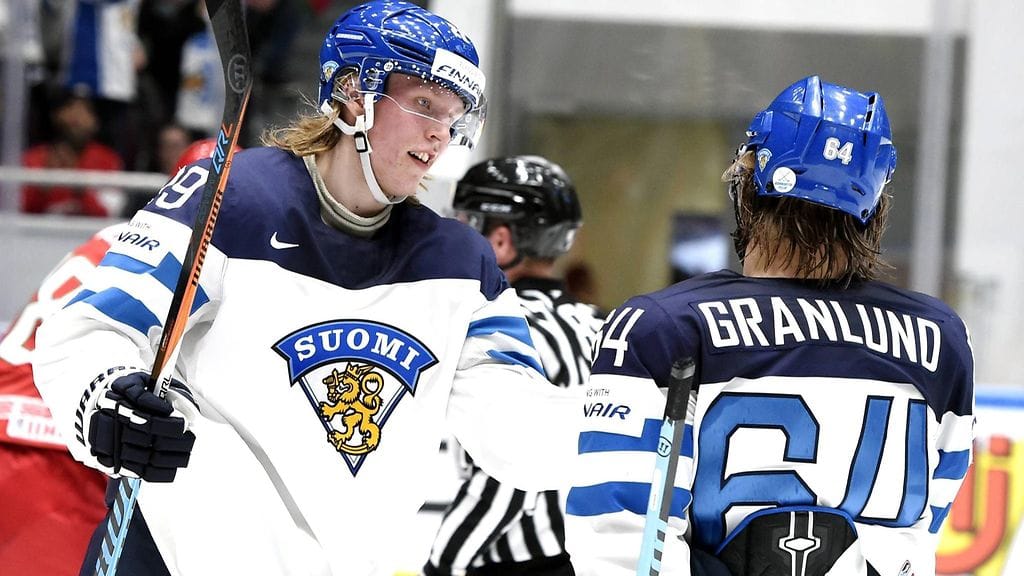 Patrik Laine ja Mikael Granlund keräsivät ottelussa tehot 2+1.