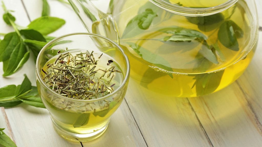 Vihreä tee voi auttaa tehostamaan painonpudotusta.