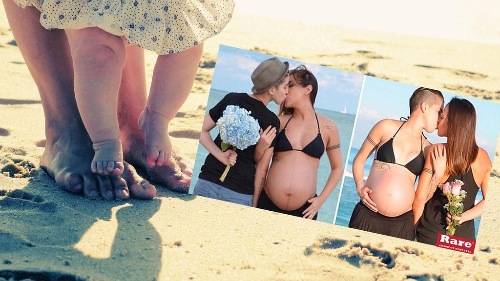 Tämä naisparin kuva on herättänyt ensin hämmennystä, sitten ihastusta. Kuvakaappaus: Rare.us