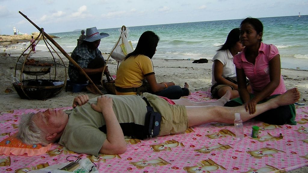 Mattoon pesiytyneet larva migrans -toukat pääsivät kaivautumaan Harri Järvisen ihon alle thaihieronnan aikana.