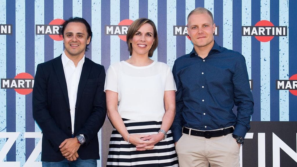 Felipe Massa (vas.), apulaistallipäällikkö Claire Williams ja Valtteri Bottas.