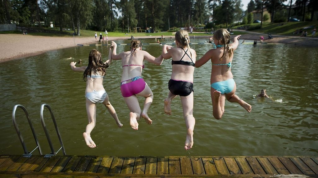 Muistatko vielä huolettomat kesäpäivät, jolloin vietit kaikki päiväsi uimarannalla?