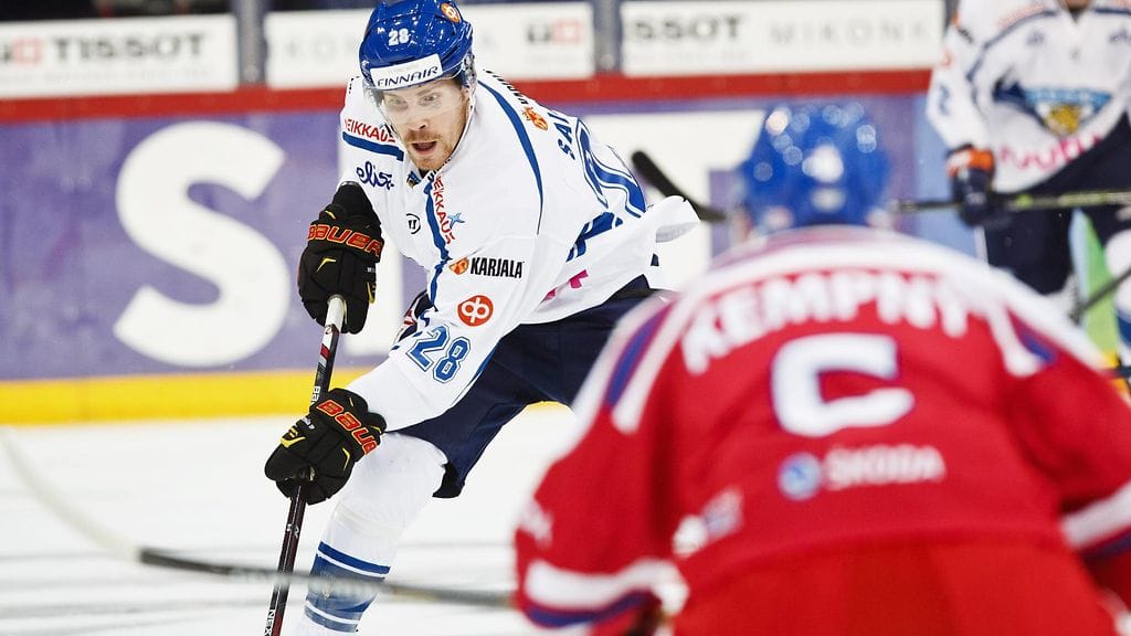 Anssi Salmela kuuluu Leijonien luottopuolustajiin.