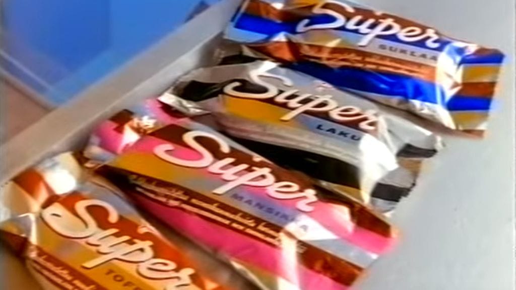 Suklaan- ja lakritsinmakuiset Super-jäätelöt palaavat kauppoihin.