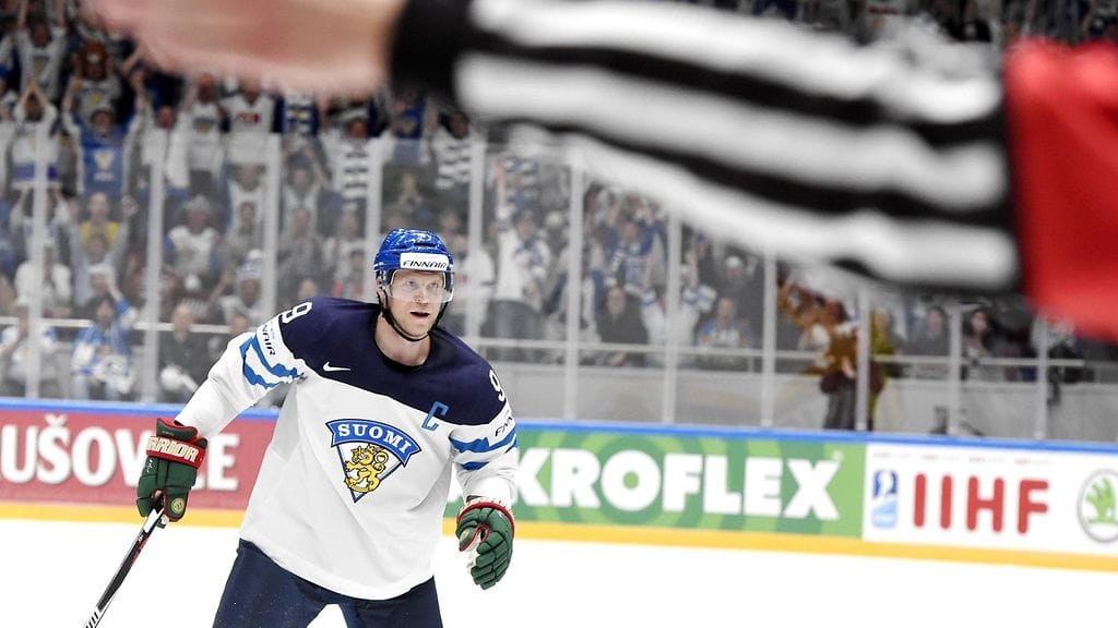 Lauantaina joutuvat testiin niin tuomarit kuin myös Leijonien Mikko Koivu.