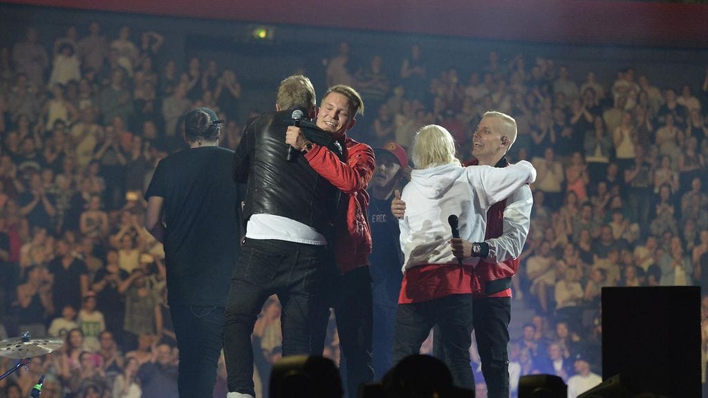 JVG, Elastinen ja Cheek