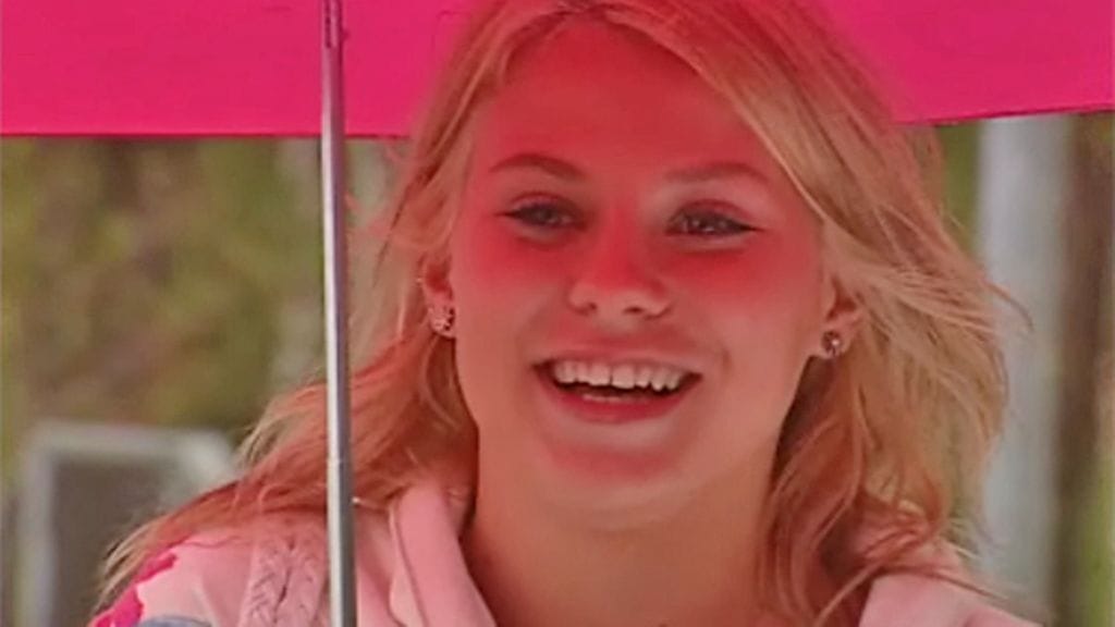 Salatut elämät Annika Sievinen (Emmi Parviainen).