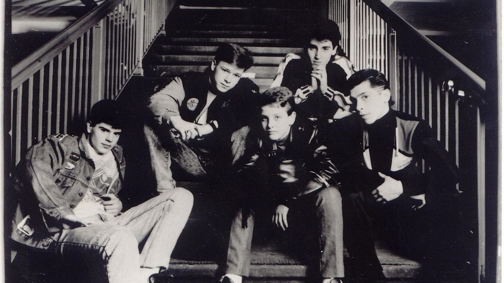 New Kids on the Blockin pojat vuonna 1988. Kuvassa vasemmalta oikealle Jordan Knight, Donnie Wahlberg, Joe McIntyre, Jonathan Knight ja Danny Wood.