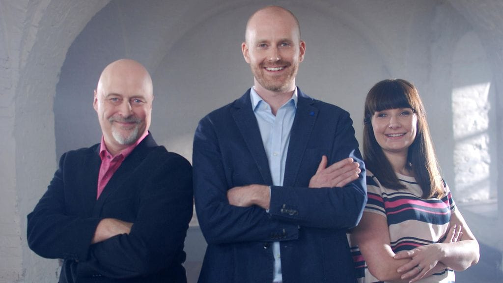 Asiantuntijat Tony Dunderfelt, Jason Lepojärvi ja Elina Tanskanen.