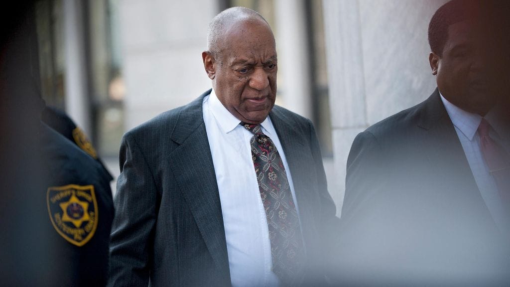 Bill Cosby saapumassa oikeuteen Pennsylvaniassa 24. toukokuuta 2016.