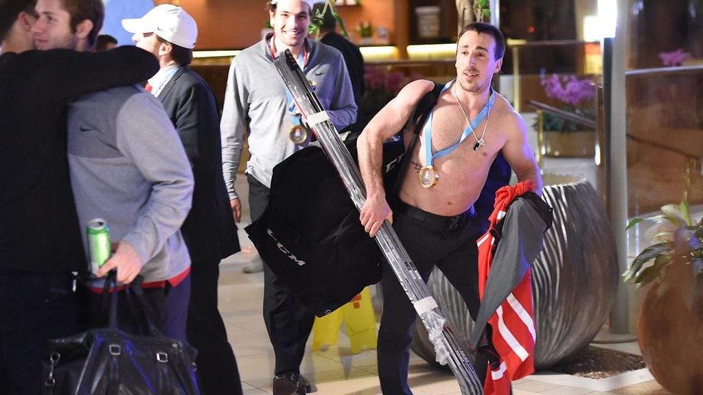 Kanadan ja USA:n pelaajat MM-kisojen jälkeen 22. ja 23.5.2016 2