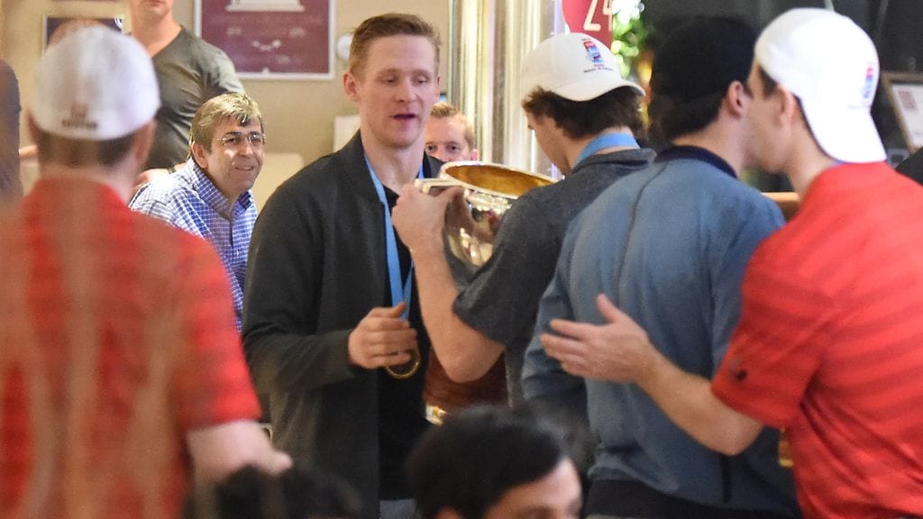 Kanadan ja USA:n pelaajat MM-kisojen jälkeen 22. ja 23.5.2016 5