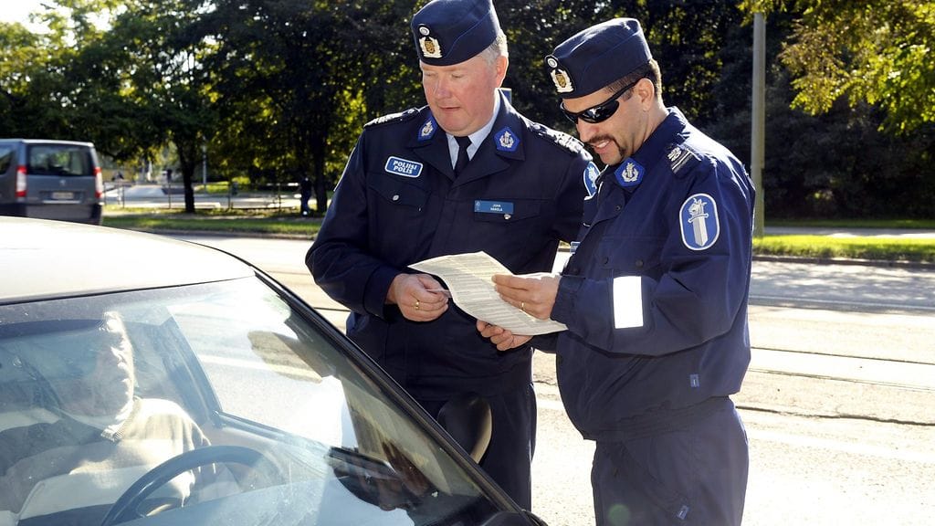Poliisin ratsia Nordenskiöldinkadulla Helsingissä.