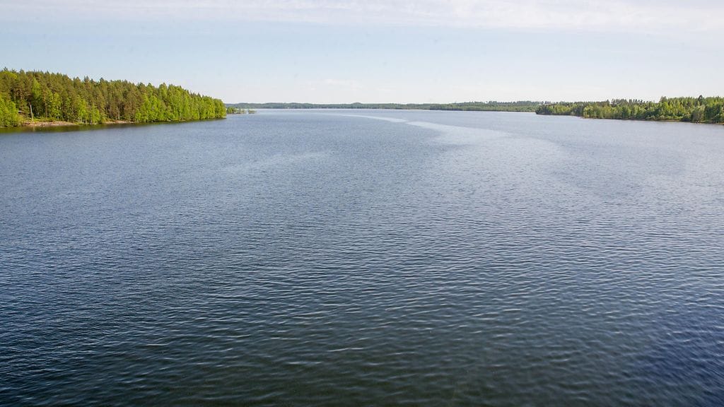 Kuva Viinijärven Myhkyränselältä, jossa pohjoiskarjalaisen miehen epäillään hukuttaneen kolme aikuista miestä veneretkillä.