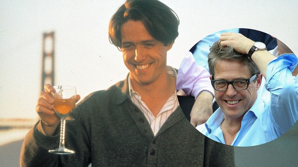 Hugh Grant kohottaa maljaa Yhdeksän kuukautta -elokuvassa. Oikealla tuore kuva Grantista.