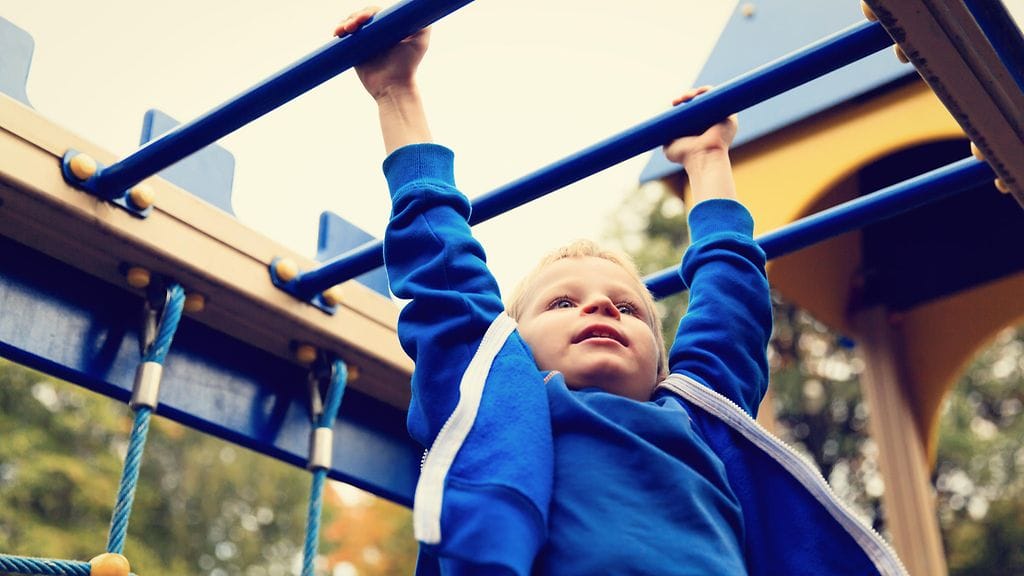 Saako toisen lasta komentaa?