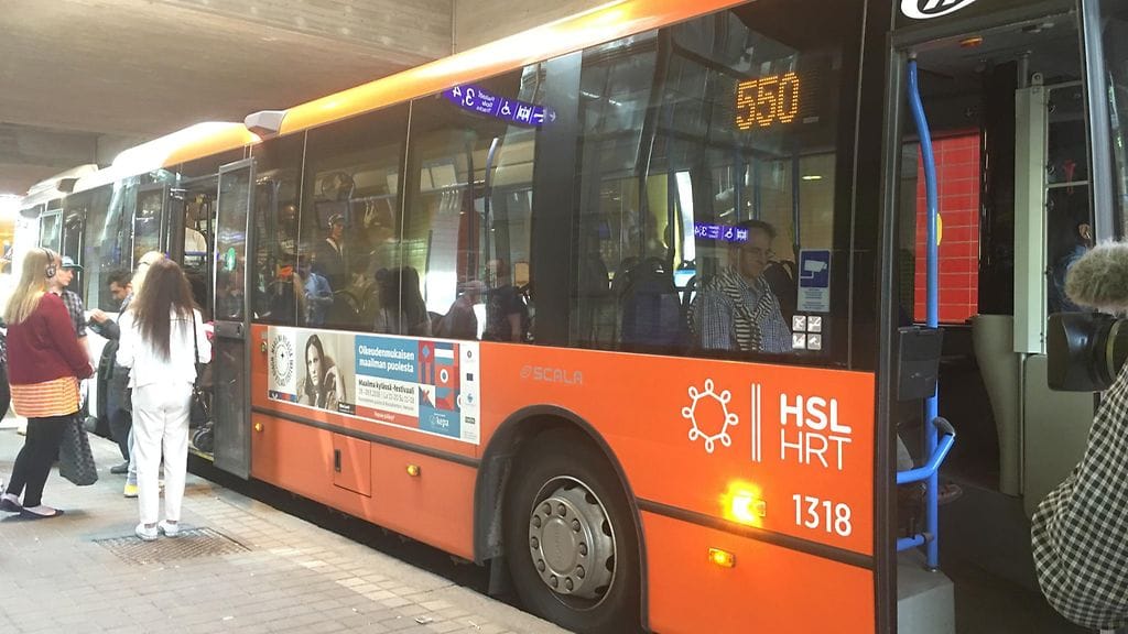 Bussit, päästöt, pakokaasut, jokeribussi