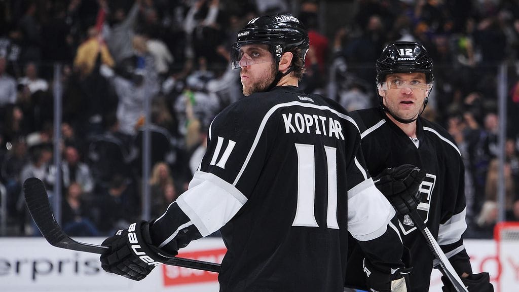 Anze Kopitar ja Marian Gaborik juhlivat Stanley Cupia yhdessä keväällä 2014.