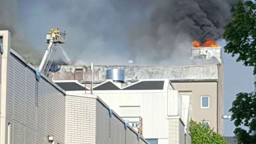 Radio Porin valokuva Porin Omenahotellin tulipalosta.