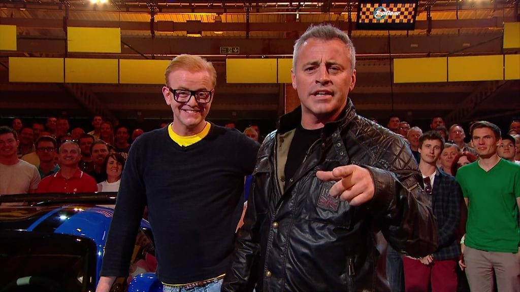 Chris Evans ja Matt LeBlanc juontavat yhdessä Top Gearia.