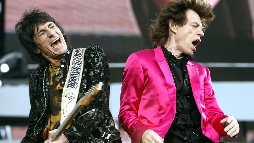 Ronnie Wood ja Mick Jagger lavalla Helsingissä elokuussa 2007.