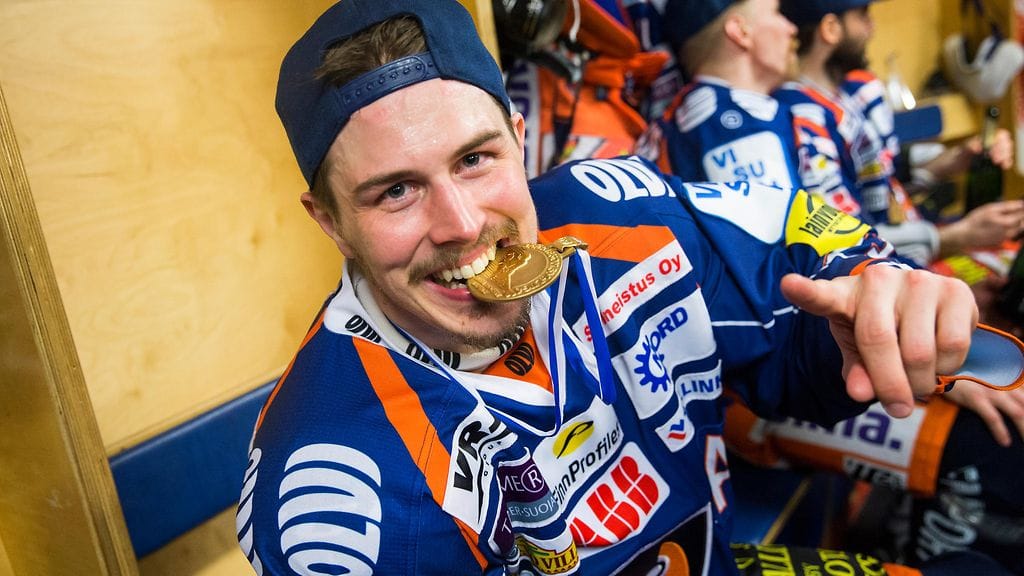 Kristian Kuusela pääsi maistamaan SM-kultaa keväällä.