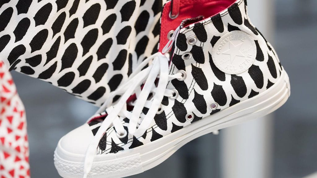 Marimekko-kuosilla somistettu Converse-tossu vuodelta 2011.