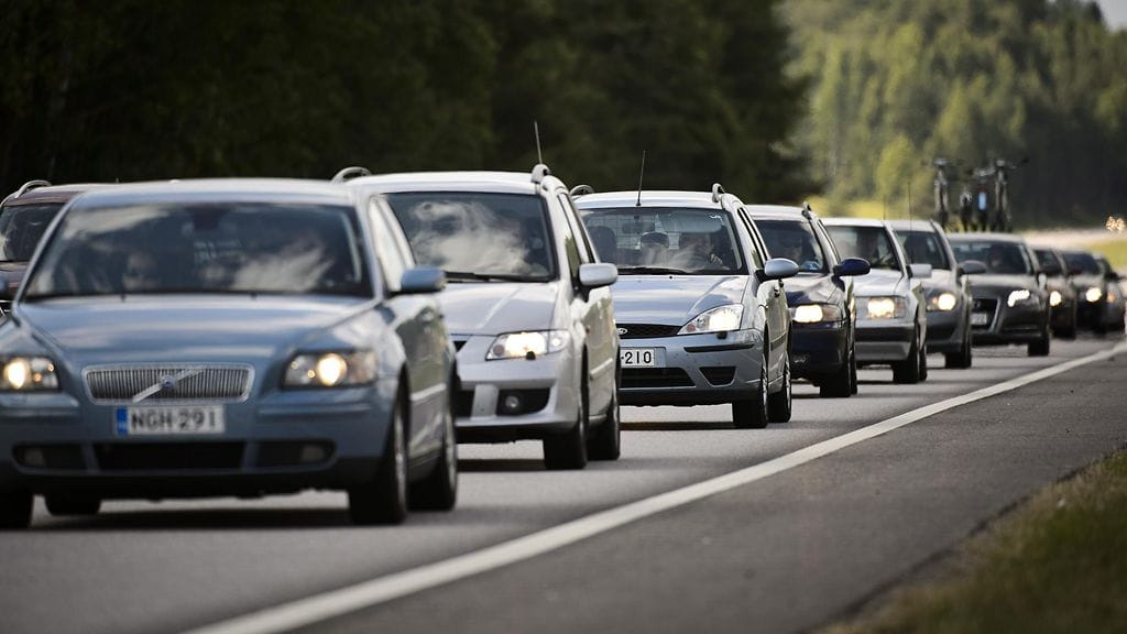 Auto menee käyttökieltoon, jos ajoneuvovero on myöhässä päivänkin.