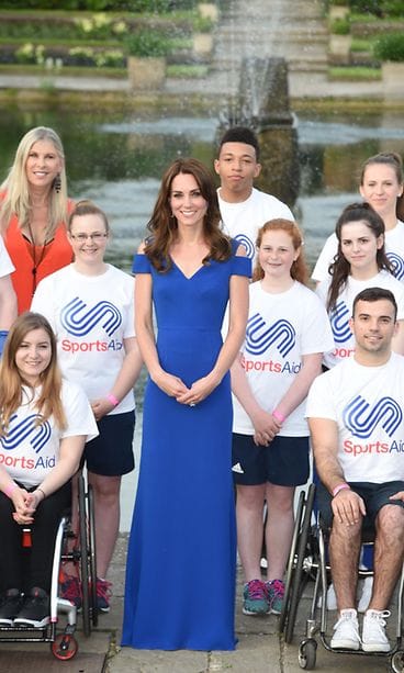 Kate Middleton SportsAid nuoria paraolympiakisaajia