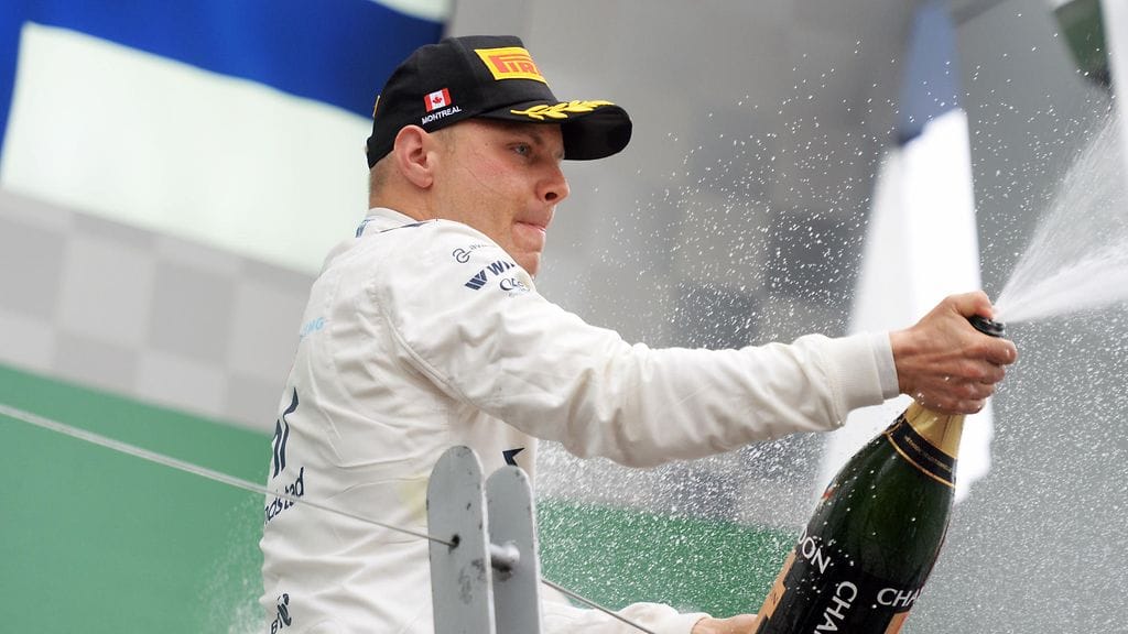 Valtteri Bottas juhlii Kanadan GP:n kolmossijaa kesäkuussa 2016.