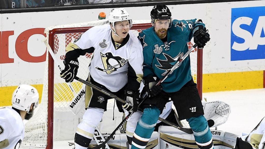 Olli Määttä ja Joonas Donskoi väänsivät NHL-finaaleissa.