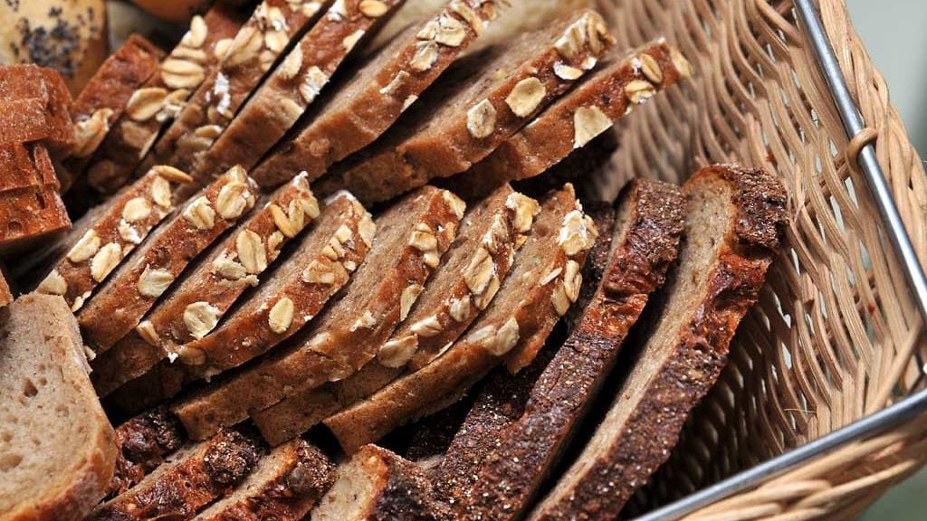 Täysjyvävilja voi alentaa verenpainetta.