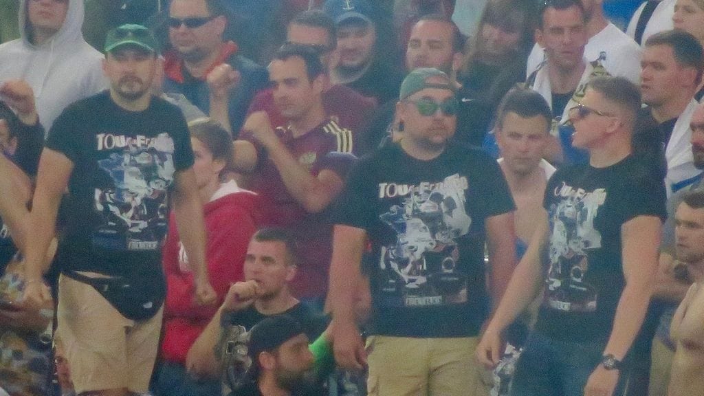 Orel Butchers -nimeä kantavia venäjäläishuligaaneja.